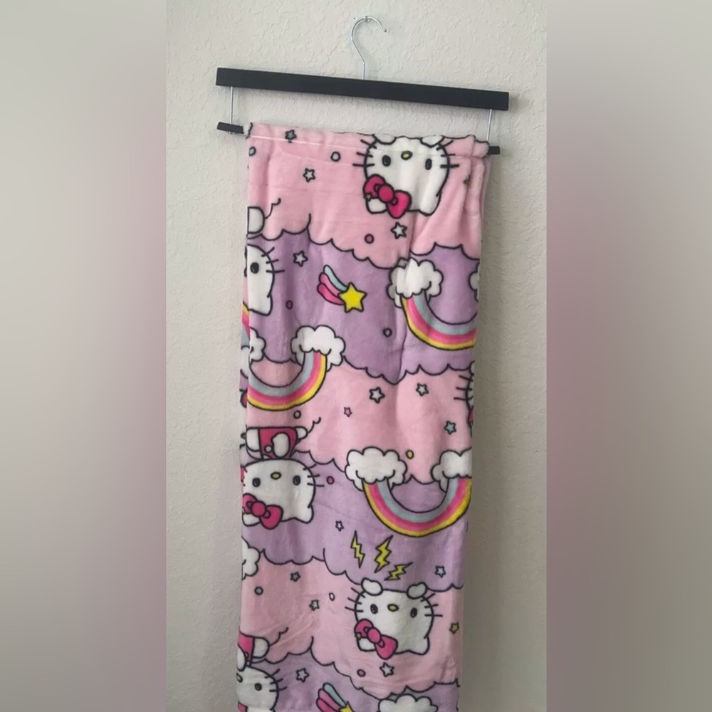 Hello Kitty Pink and Purple Blanket